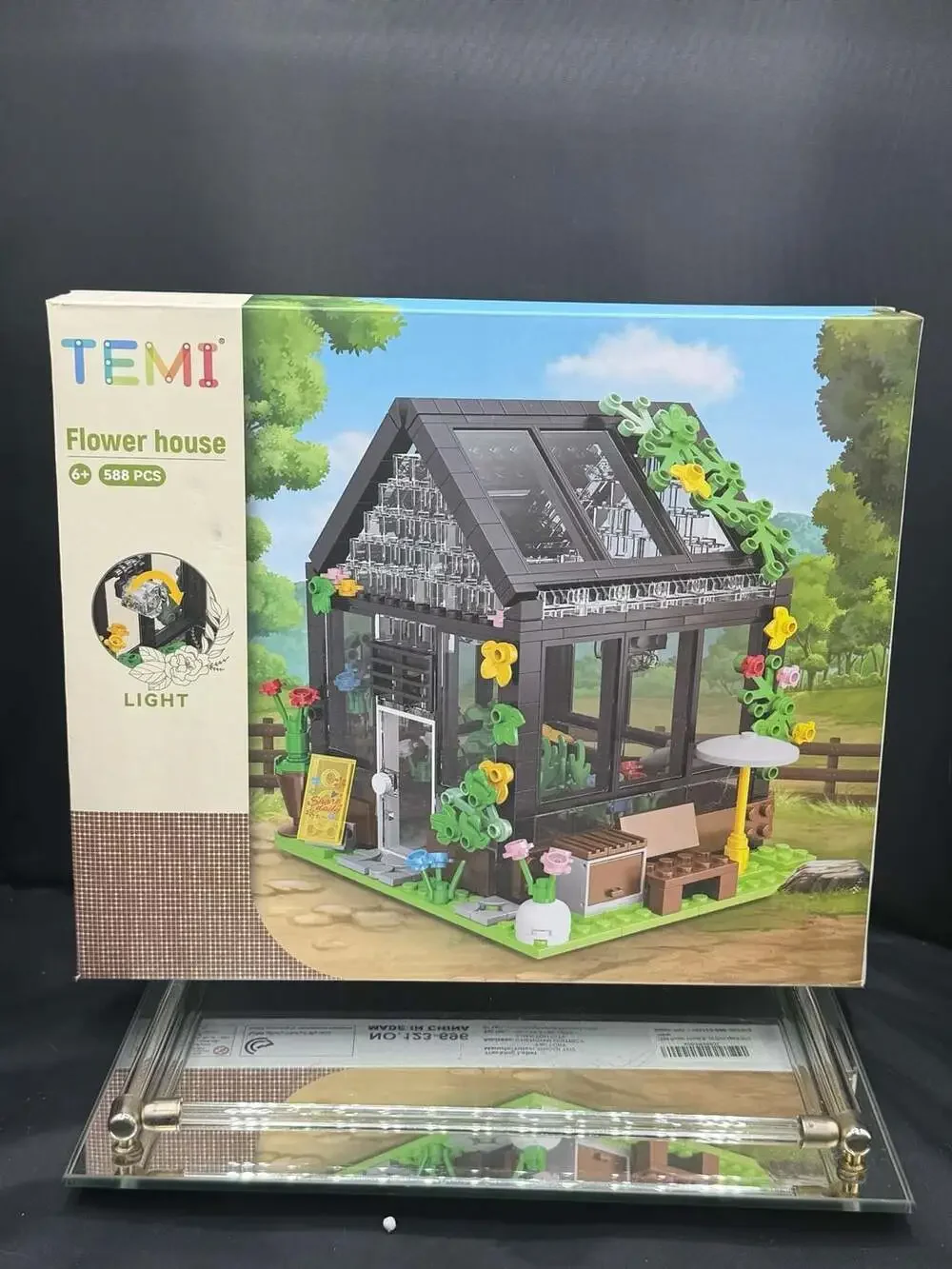 TEMI Flower House 588 Piece Building Set with LED Light